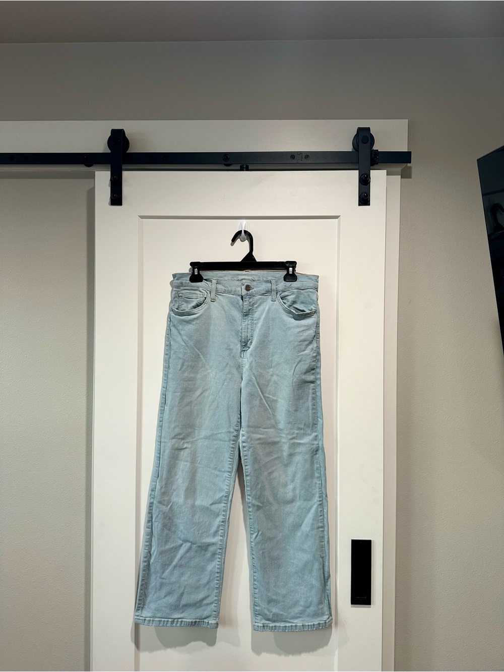 Joe’s Jeans Women’s Size 31 Light Wash High Rise Cropped Wide Leg Jeans